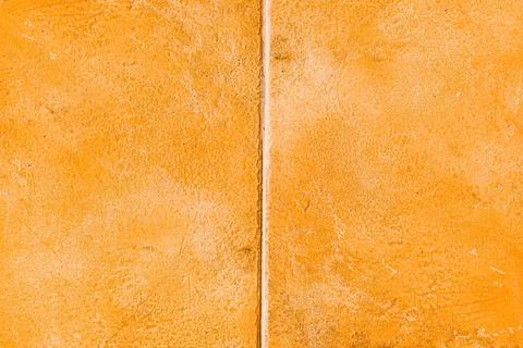 The front of the tile in the middle is divided by orange 스톡 사진