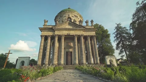 Front View of Ancient Building with Large Columns and Zoom in Stock Footage 161483721