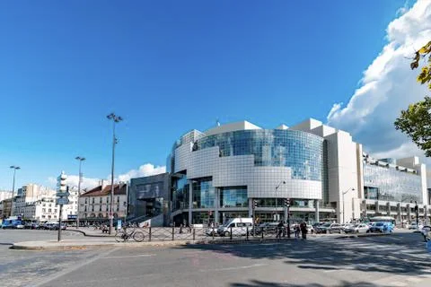 Front view of the Bastille opera  Stock-Fotos