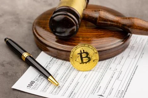 Front view of Bitcoin cryptocurrency physical coin Stock Photos