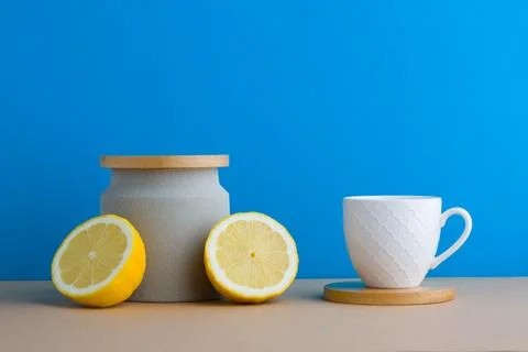 A front view of lemon decorated with tea Stock Photos