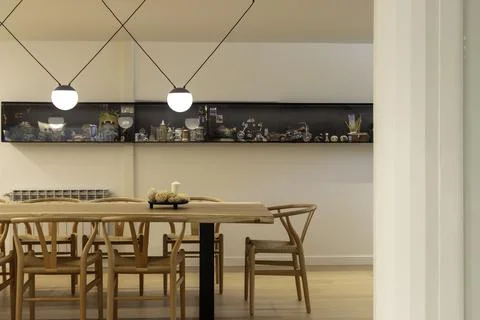 Front view of modern minimalist interior design with big natural wood furnitu Foto stock