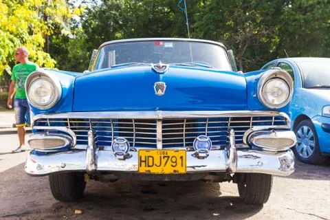 Front view of an old convertible ford in havana Stock Photos