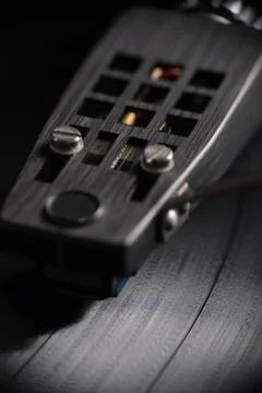 Front view of vinyl record playing Foto stock