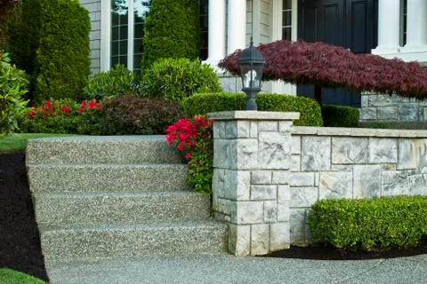 Front yard steps to home Foto stock