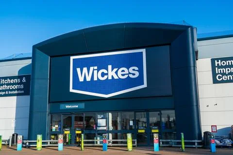 Frontage of UK based diy and home improvement store, Wickes Stock Photos