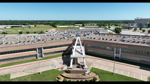 Frontier STEM Academy High school and Ben Barber Innovation Academy in Mansfield 스톡 동영상 336032134