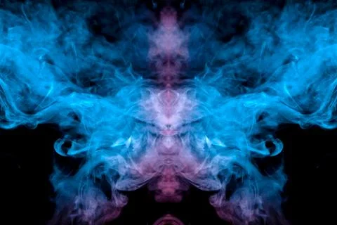 Frosty pattern of evaporating vape smoke on a dark background in the form of  Foto stock