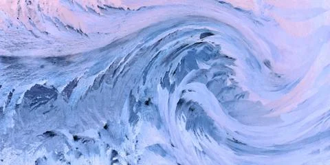 Frosty pattern on the window draws winter purple color Stock-Fotos