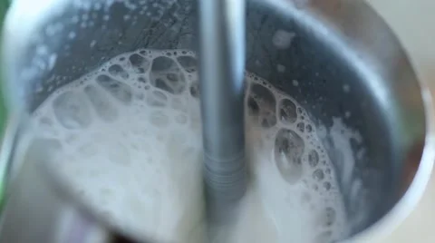 Frothing steamed milk Stock Footage 45495514