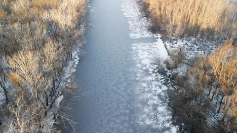 Frozen backwater Video stock 264095583