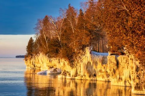 Frozen Cliffs at Cave Point in Door County Wisconsin Stock Photos