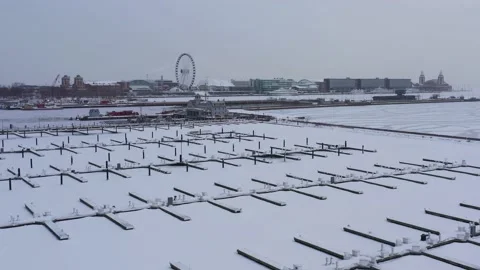 Frozen cold Chicago harbor 4K Stock Footage 148434838