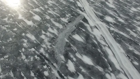 Frozen Lake looking down tracking along 動画素材 85633673