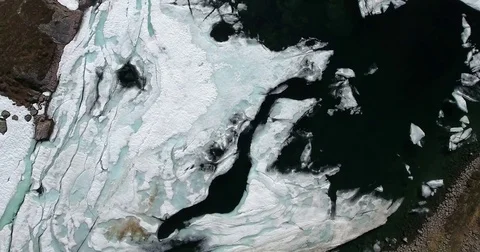 Frozen mountain lake in Norway 스톡 동영상 70105282