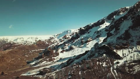 Frozen mountainside in Iceland Video stock 154831583