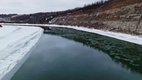Frozen Saskatchewan River In Devon Video stock 330882399