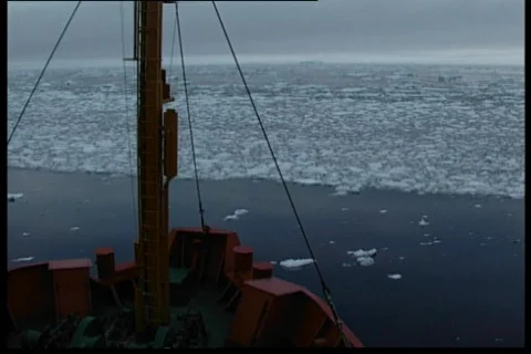 Frozen sea 動画素材 69556