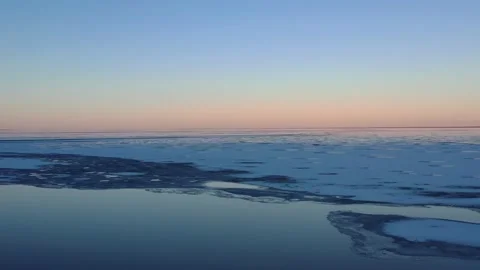 Frozen sea 動画素材 168884077