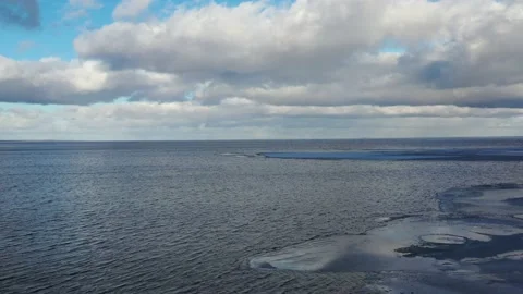 Frozen sea 動画素材 168884219