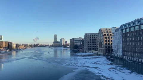 Frozen Spree river view from Oberbaum Bridge in Berlin January 11 2026 Stock Footage 327665499