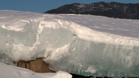 Frozen Surface of Lake Nukabira 스톡 동영상 332394369