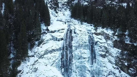  frozen waterfall Video stock 128528038