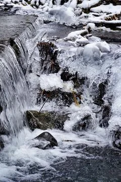 Frozen waterfall , ice patterns , winter waterfall , winter landscape Foto stock