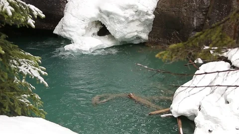 Frozen waterfall pool at Johnston Canyon Video stock 78712064
