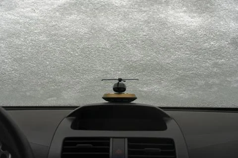 Frozen Windshield from Driver's Perspective Foto stock