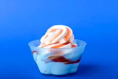 Frozen yogurt 스톡 사진