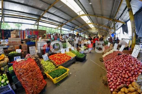 The fruit and vegetable section of the FoSE Market in Colombo, Sri ...