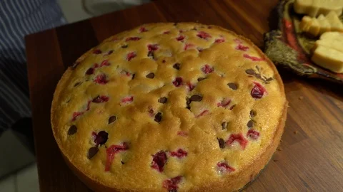 A Fruit Cake And Cookies Vídeos de archivo 122700007