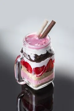 Fruit dessert in a jar Stock-Fotos