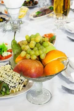 Fruit on the holiday table Foto stock