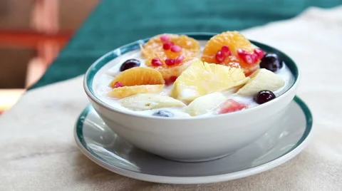 Fruit salad 動画素材 52956633