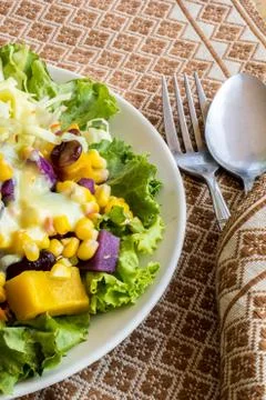 Fruit salad served on a table. Foto stock