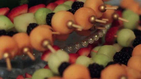 Fruit Skewers Stockbeeldmateriaal 71495385