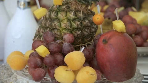 Fruits On The Buffet Table. Composition Vídeos de archivo 108251802