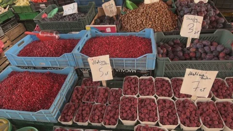 Fruits at a Market Stock Footage 94446928