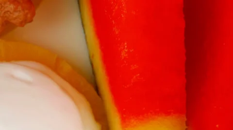 Fruits mixed with ice cream Vídeos de archivo 27484820