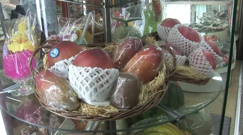 Fruits in Revolving Display Case Vídeo Stock 5768181