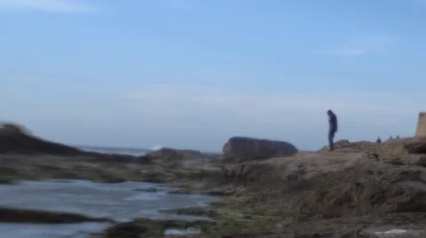 Frustrated guy shouting at the beach area 19 Video stock 67527489
