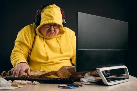 Frustrated nervous man having problems with computer Stock Photos