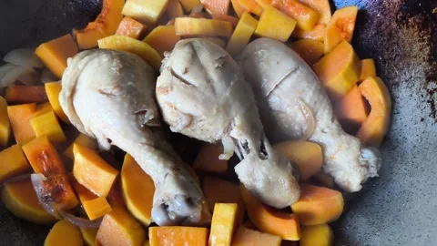 Fry chic butternut Stock Footage 334898528