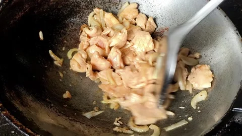 Fry chic onion2 Vídeo Stock 341471650