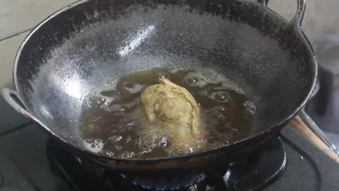Fry chicken Stock Footage 202080593