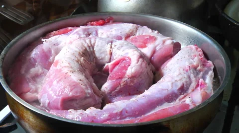 Fry Meat in a Frying Pan Video stock 64273171