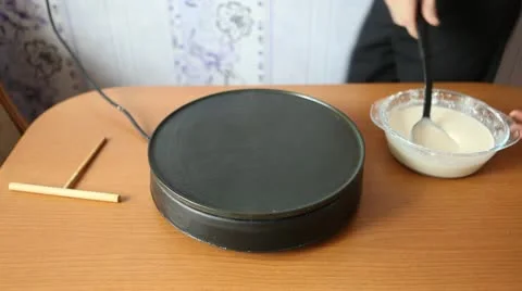 Fry pancakes. Stock Footage 20608866