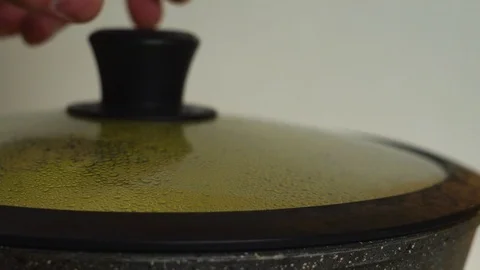 Fry potatoes in a pan Video stock 99630539